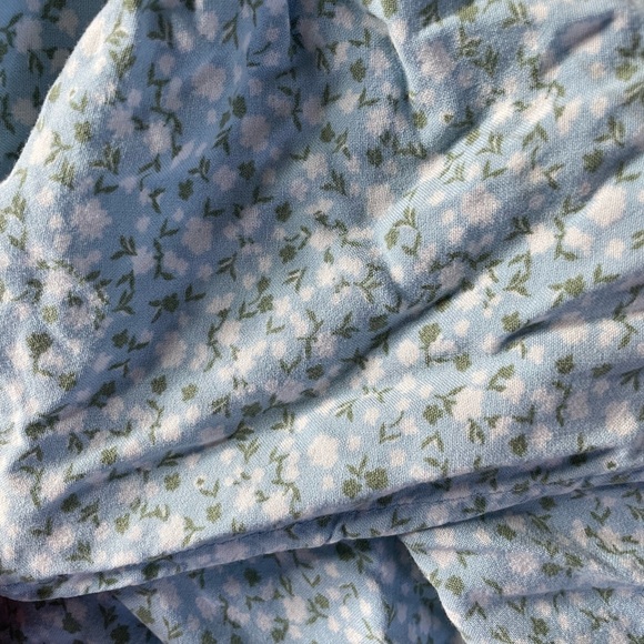 Blue and white floral ruffle skirt for women/girls - Picture 3 of 3